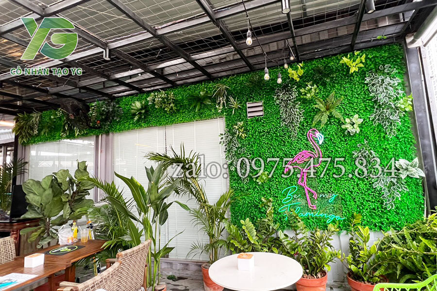 Cỏ nhân tạo dán tường đẹp rẻ