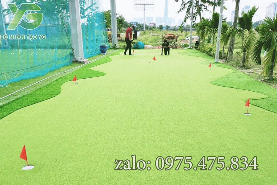 Cỏ nhân tạo sân Golf