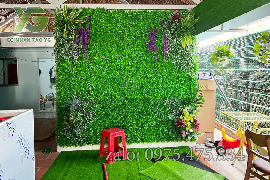 Cỏ nhân tạo trang trí quán cà phê tại Củ Chi TPHCM
