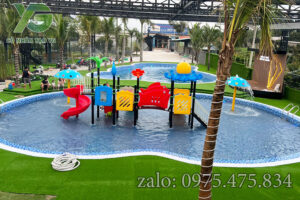 Cỏ nhân tạo trải hồ bơi tại Vũng Tàu