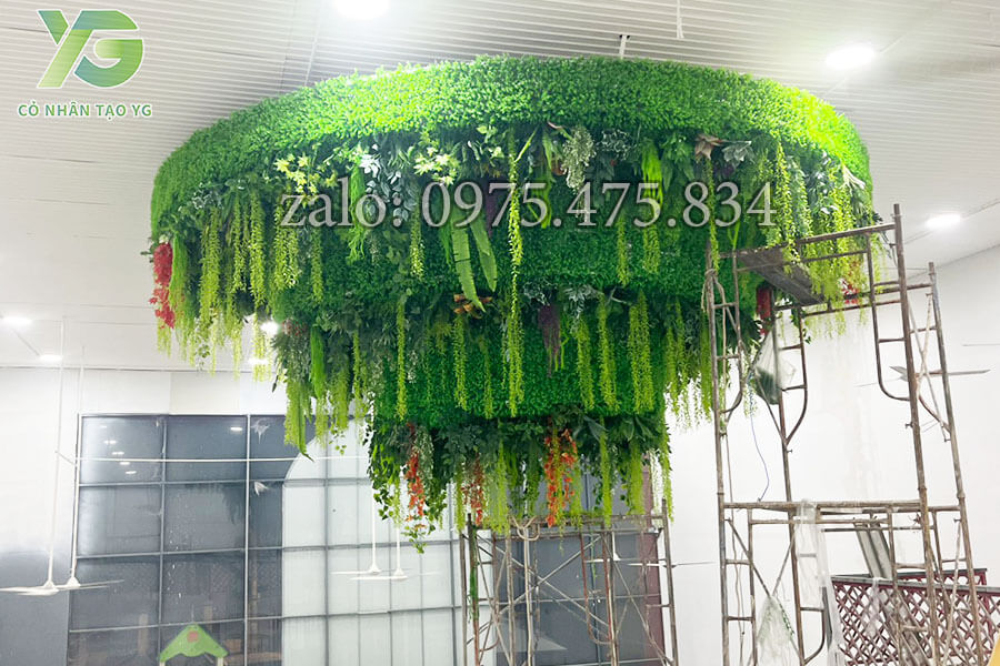 Trang trí trần nhà tại Quận 1