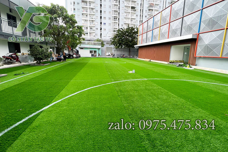 Cỏ nhân tạo sân bóng mini bền đẹp tại Quận 5 TPHCM