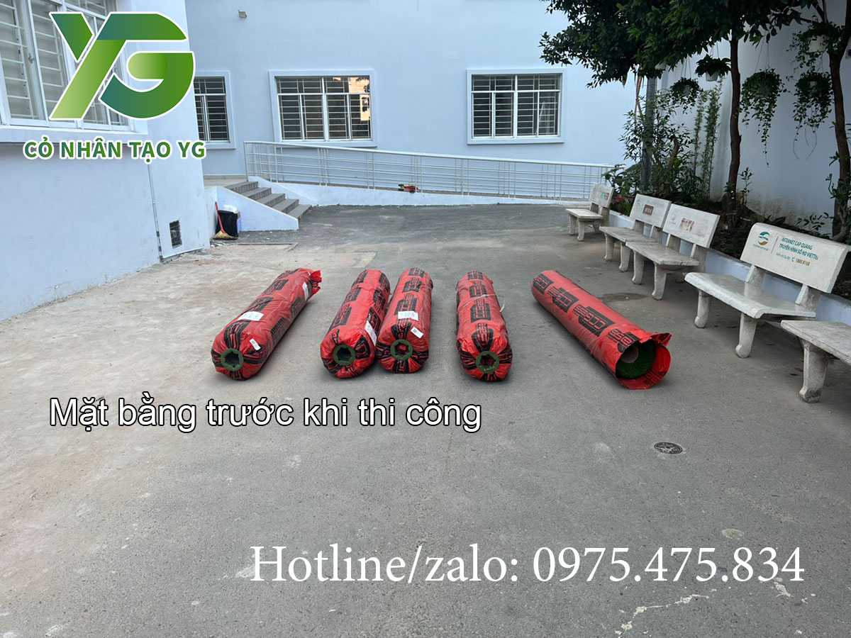 Cỏ nhân tạo trải cầu thang, sân vườn tại Gò Vấp - TPHCM