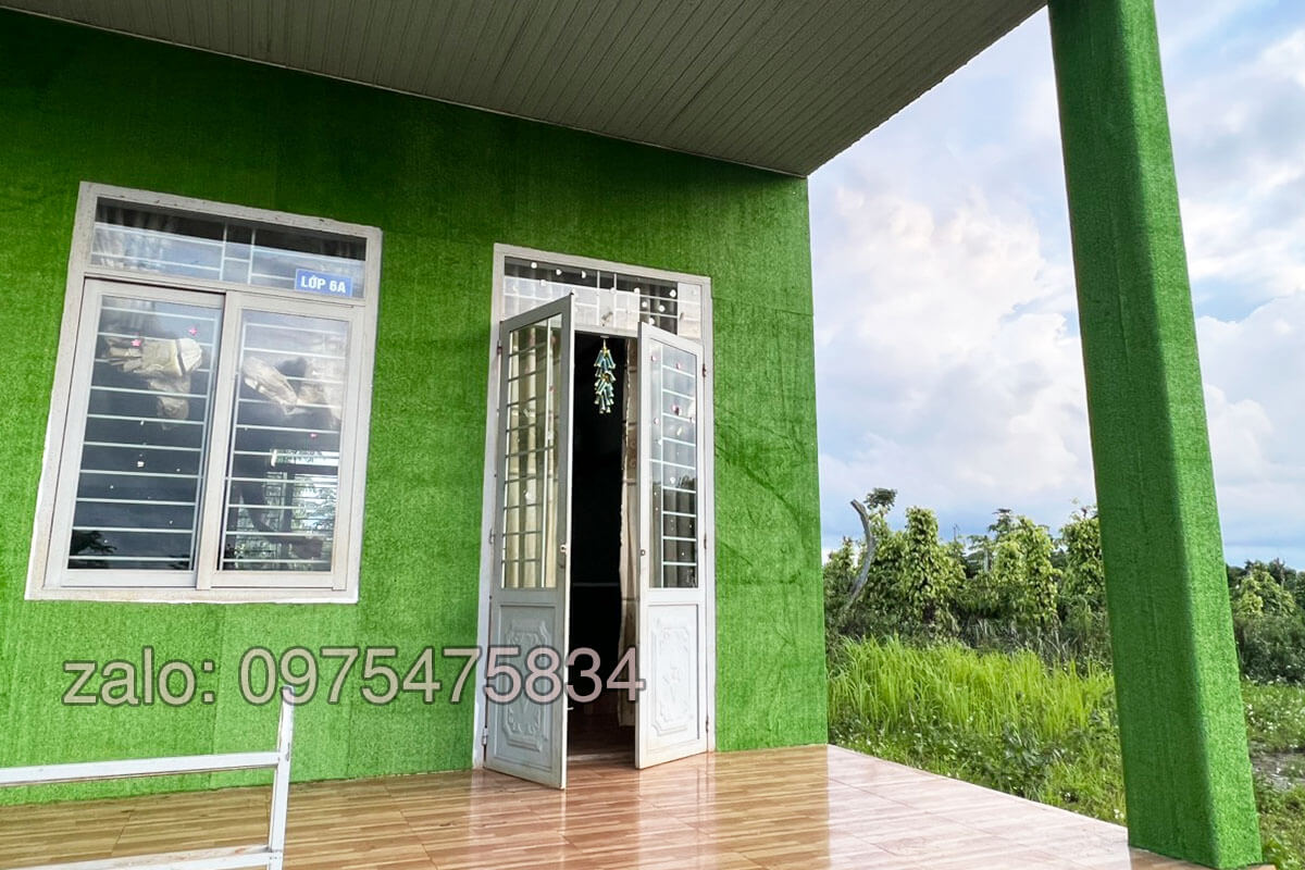 thảm cỏ nhân tạo dán tường