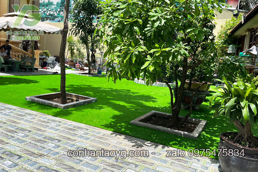 Sân vườn cỏ nhân tạo