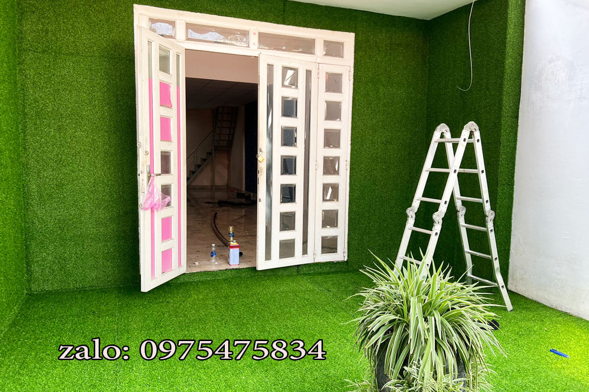 Cỏ nhân tạo dán tường