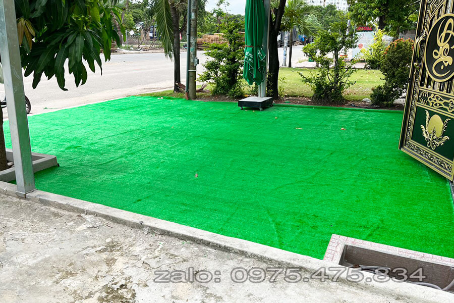 Sân cỏ nhân tạo hoàn thiện