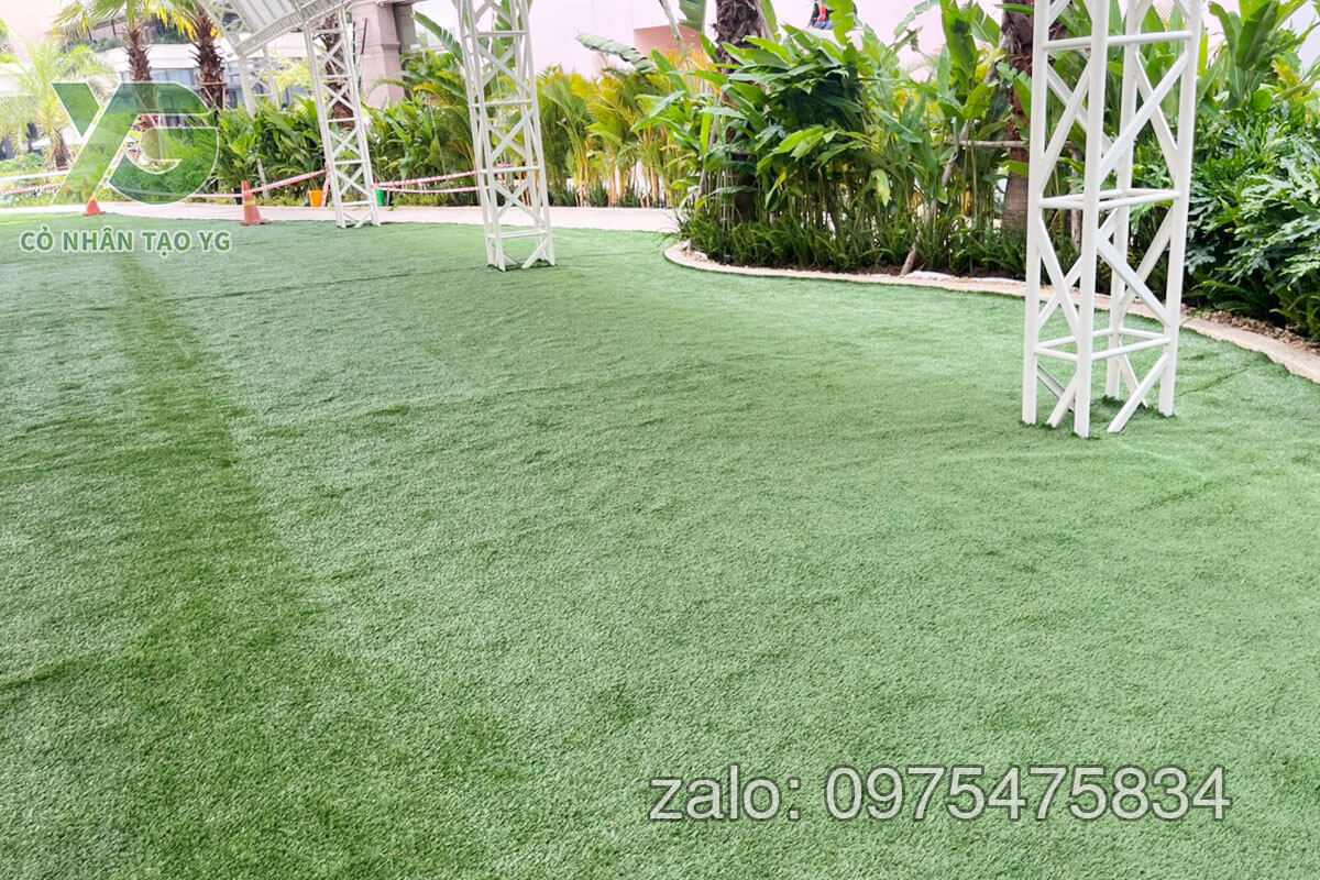 Thảm cỏ nhân tạo khuôn viên