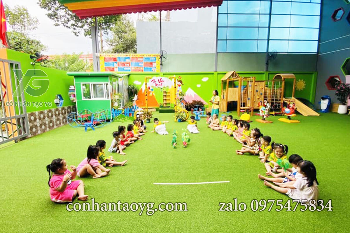 Thảm cỏ nhân tạo trường học