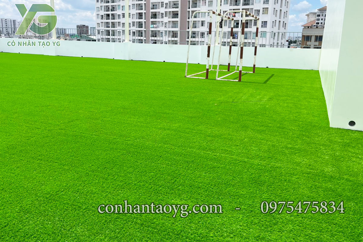 Thi công cỏ nhân tạo sân vườn