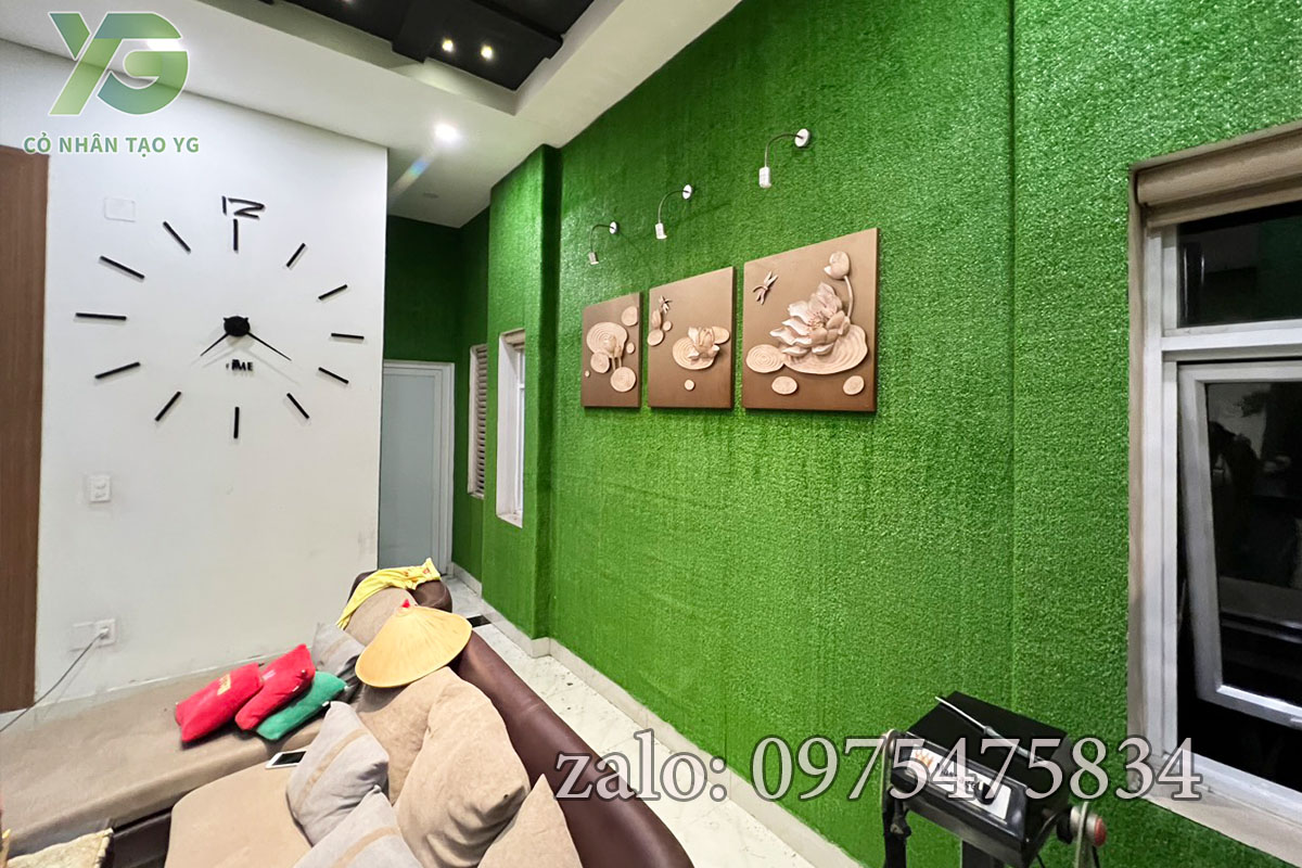 Cỏ nhân tạo dán tường