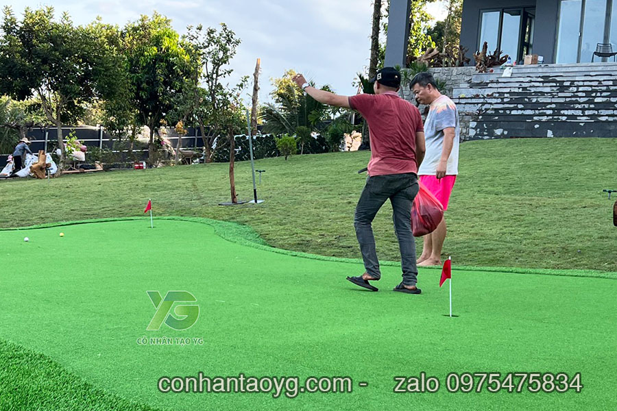 Cỏ Golf nhân tạo