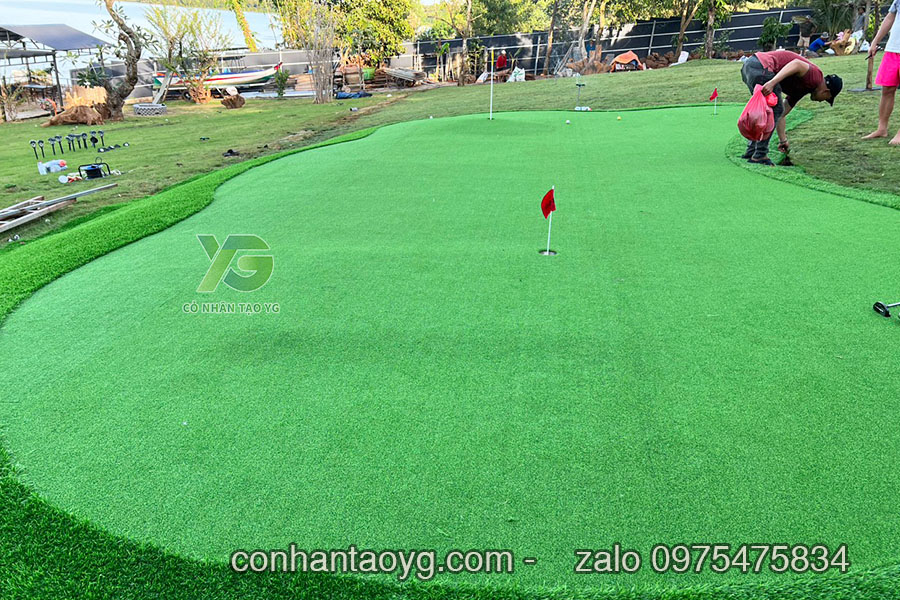 Cỏ Golf nhân tạo