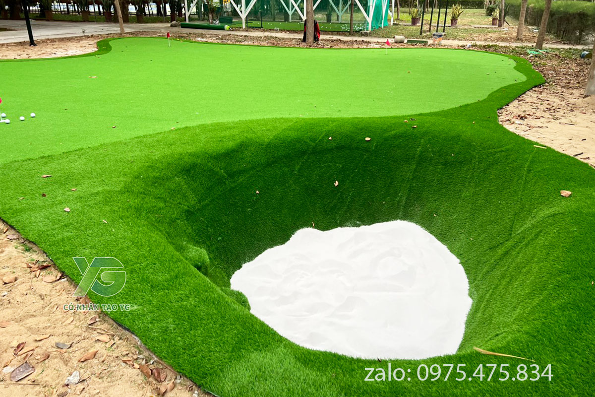 Cỏ nhân tạo sân Golf