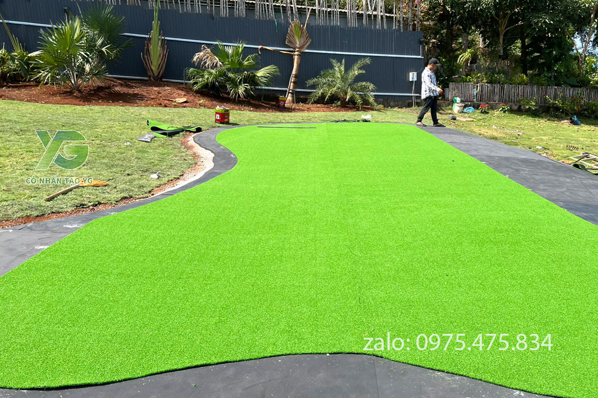 Cỏ nhân tạo sân Golf