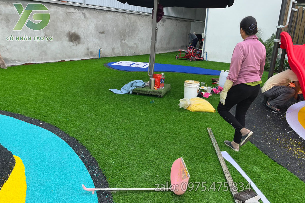 Cỏ nhân tạo trường mầm non